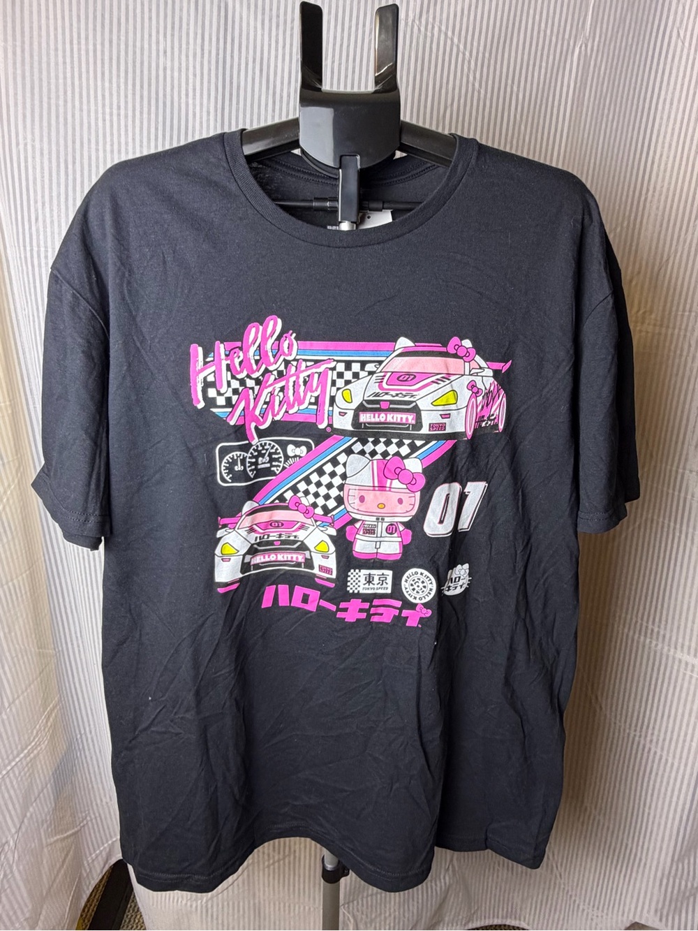 Hello Kitty Black Tee with White/Pink Racing Theme - Picture 1 of 3